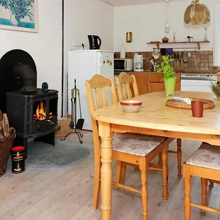 Holiday home 6 Person Holiday Home In Hadsund-By Traum